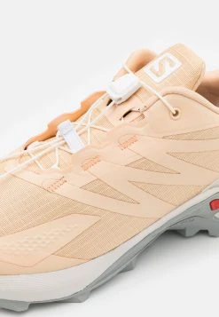 Salomon SUPERCROSS BLAST - Chaussures de running Women -Salomon Soldes Magasin 007f8d3d09ac4ead8beac1ca195b8b51