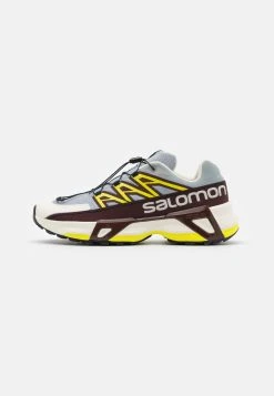 Salomon XT STREET UNISEX - Baskets basses All -Salomon Soldes Magasin 2b2ea9f7de294c019cdb5d910004396f