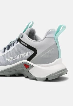 Salomon SUPERCROSS ASPHALT UNISEX - Baskets basses All -Salomon Soldes Magasin b8130aa272444989a797a8d16c0632ba