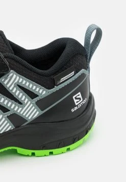 Salomon XA PRO V8 CSWP UNISEX - Chaussures de marche Kids -Salomon Soldes Magasin c970c6e878df4295a332a4b77e71cd8f